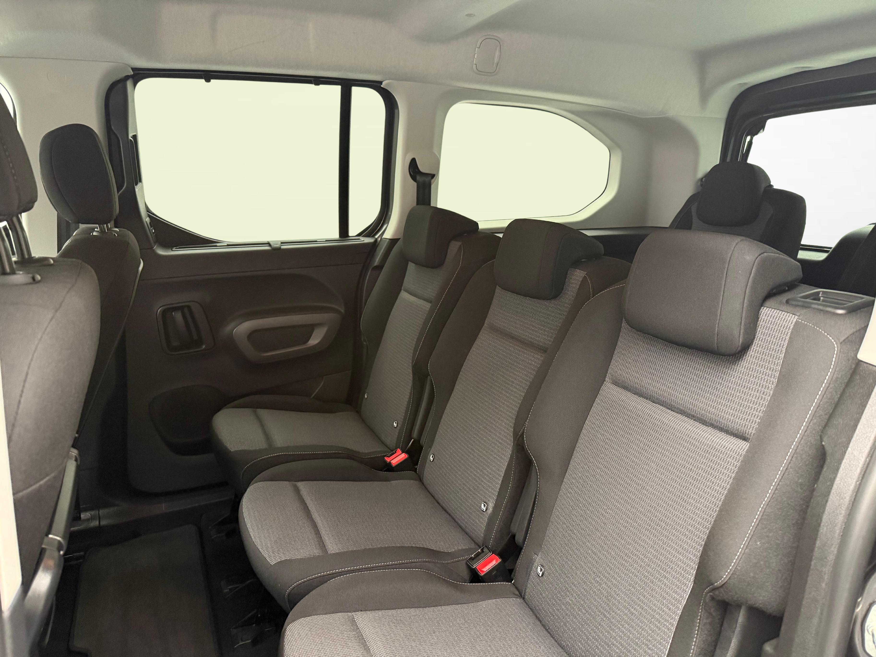 Toyota Proace City Verso L2 1.5 HDi 130 Style_11