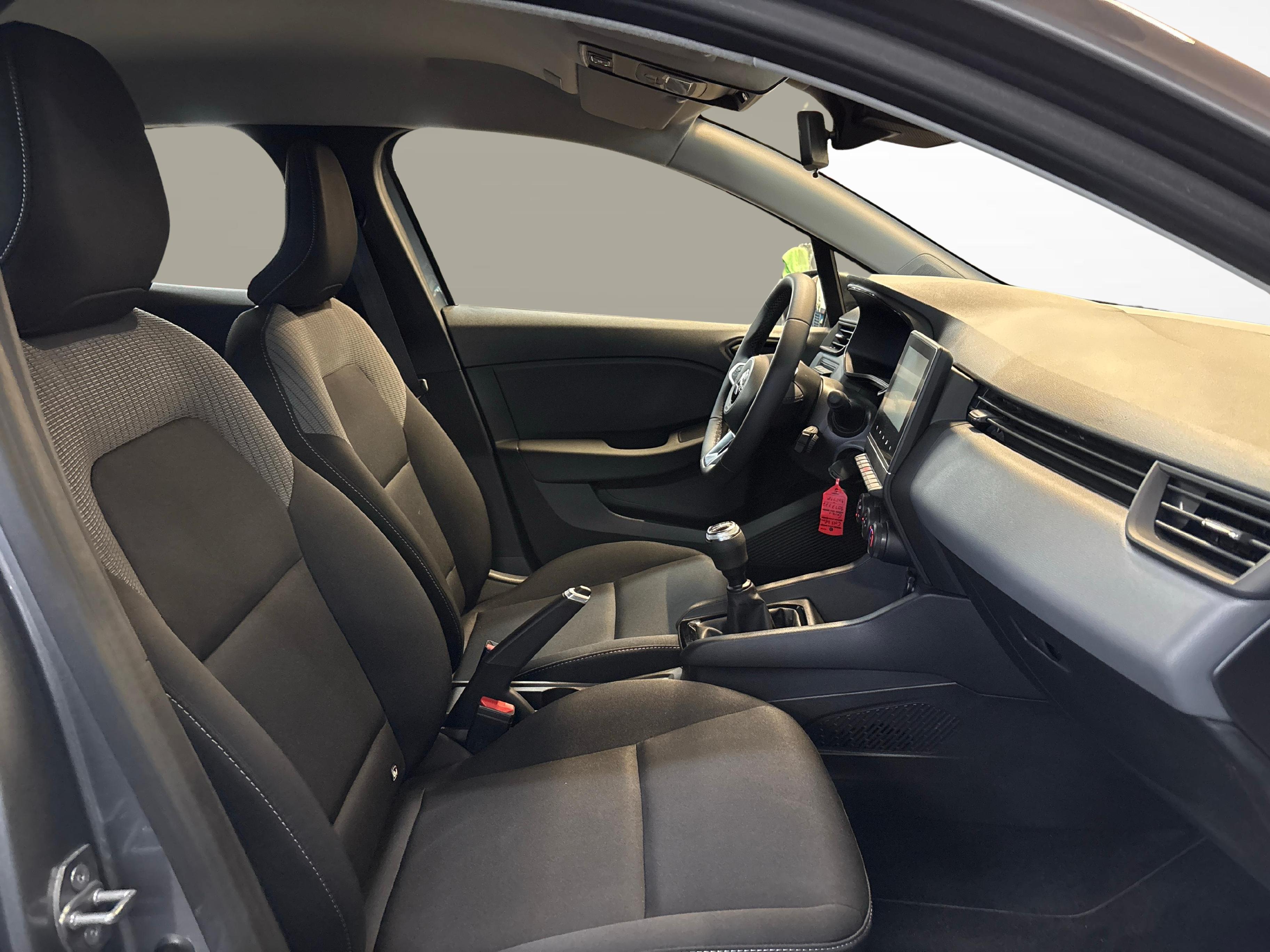 Mitsubishi Colt 1.0 Inform_11