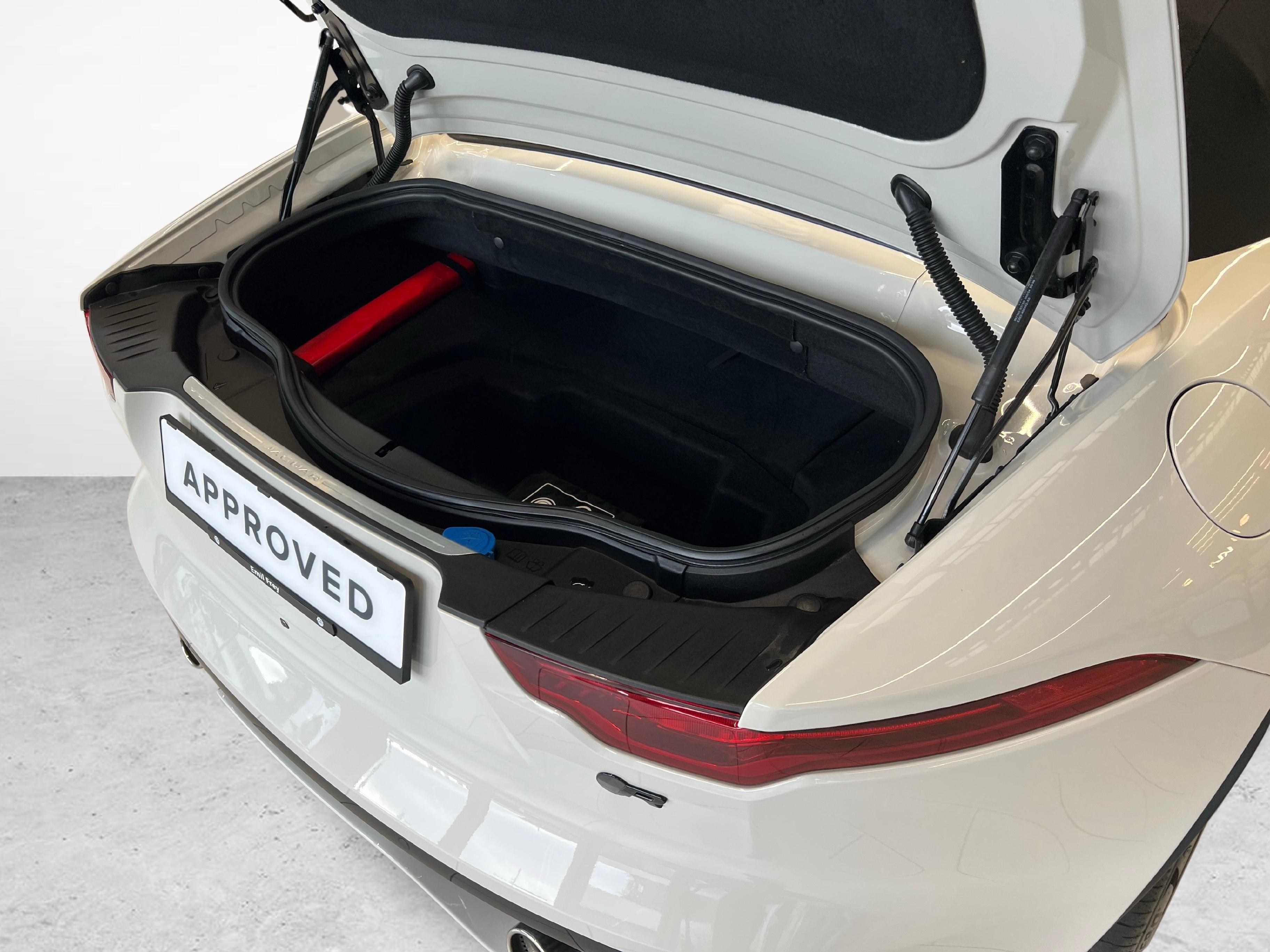 JAGUAR F-Type Convertible 5.0 V8 R AWD ZP Edition einer von 150_13