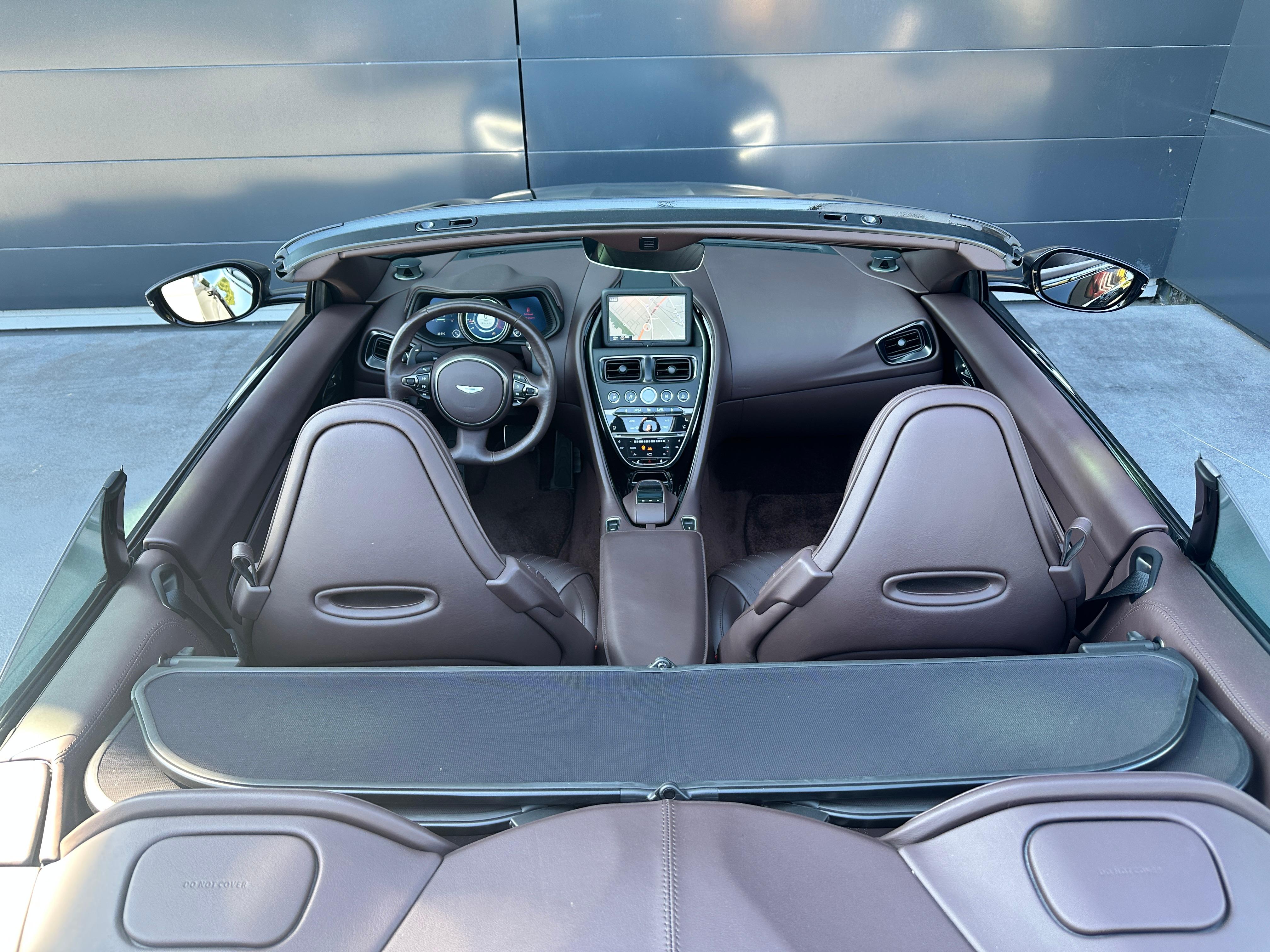 Aston Martin DB11 Volante 4.0 V8 Bi-Turbo_14
