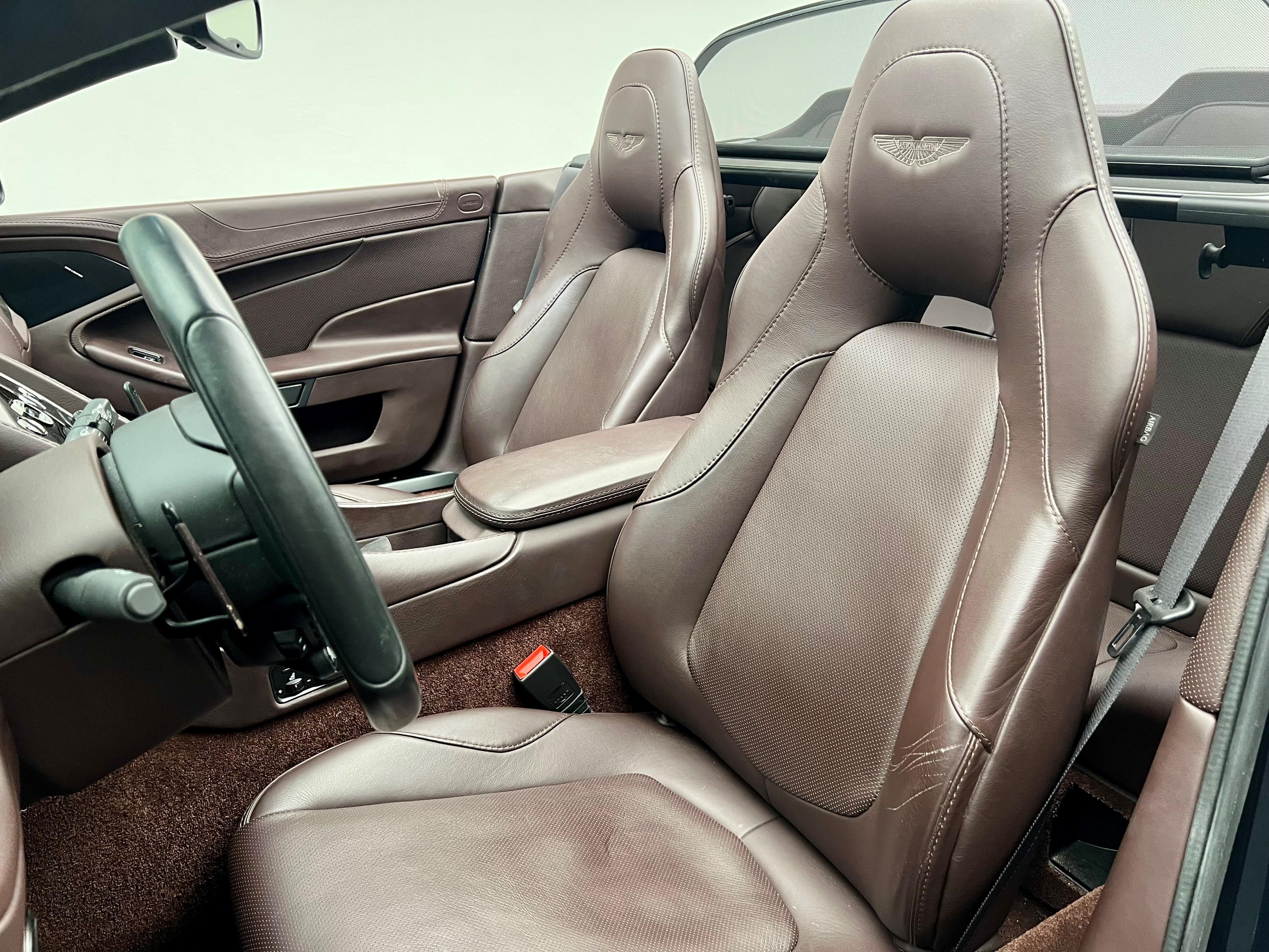 Aston Martin Vanquish 6.0 V12_5