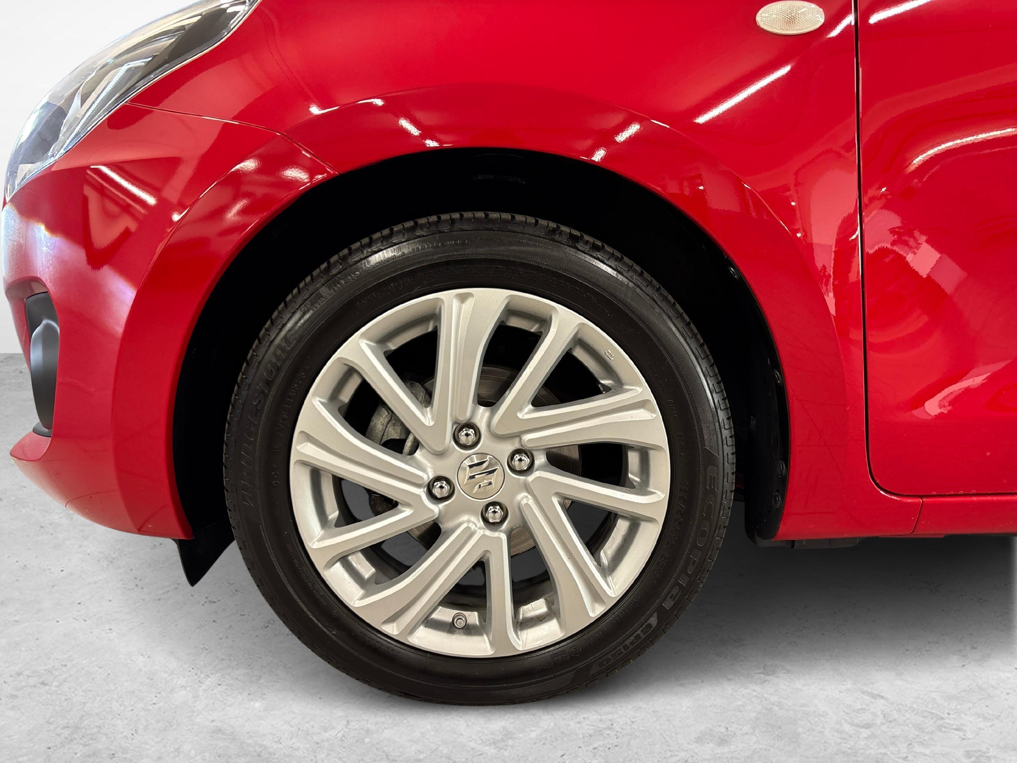 Suzuki Swift 1.2 Compact+ Hybrid_16