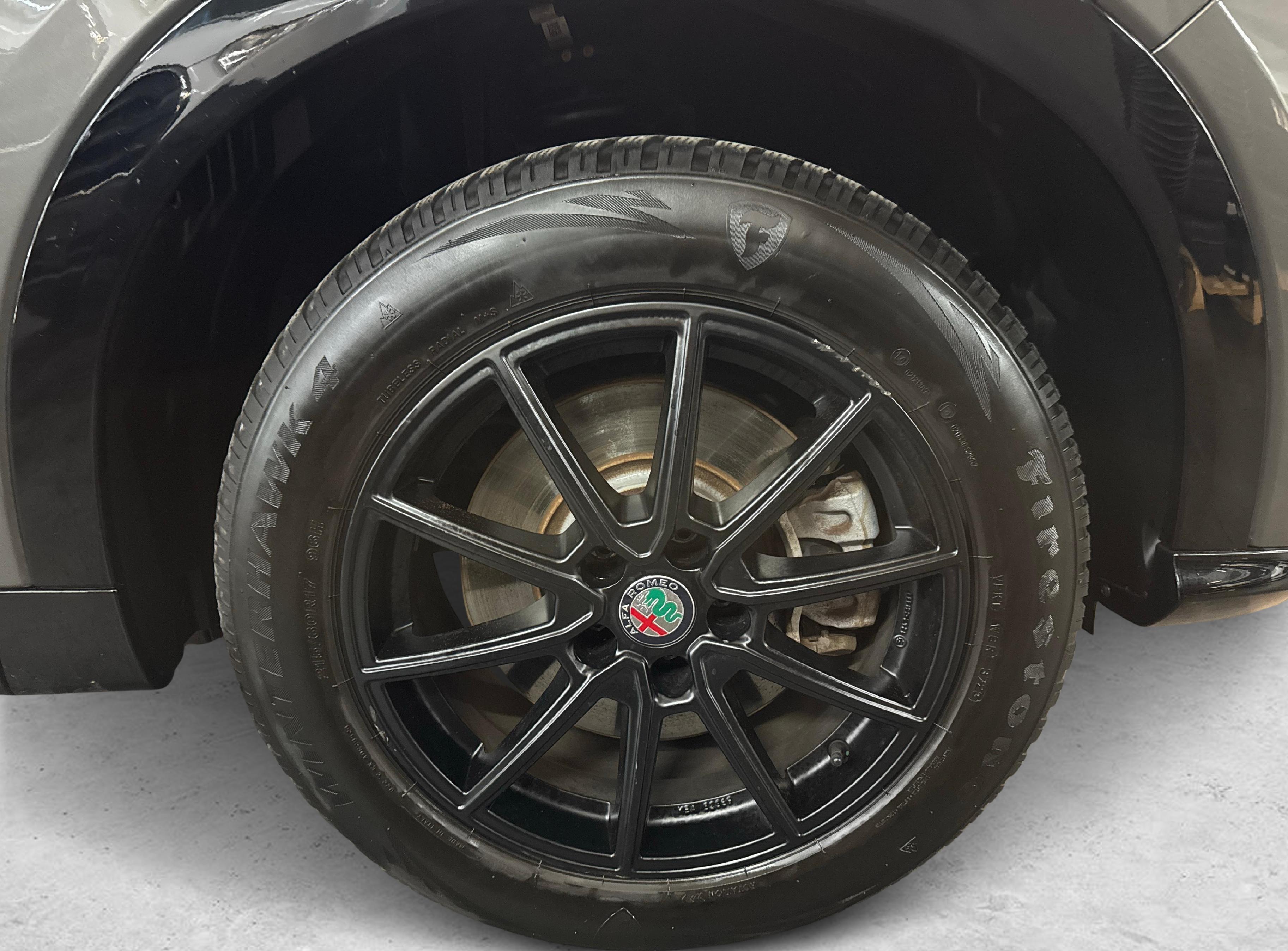 Alfa Romeo Tonale 1.3 Plug-in Hybrid Ti Q4_12
