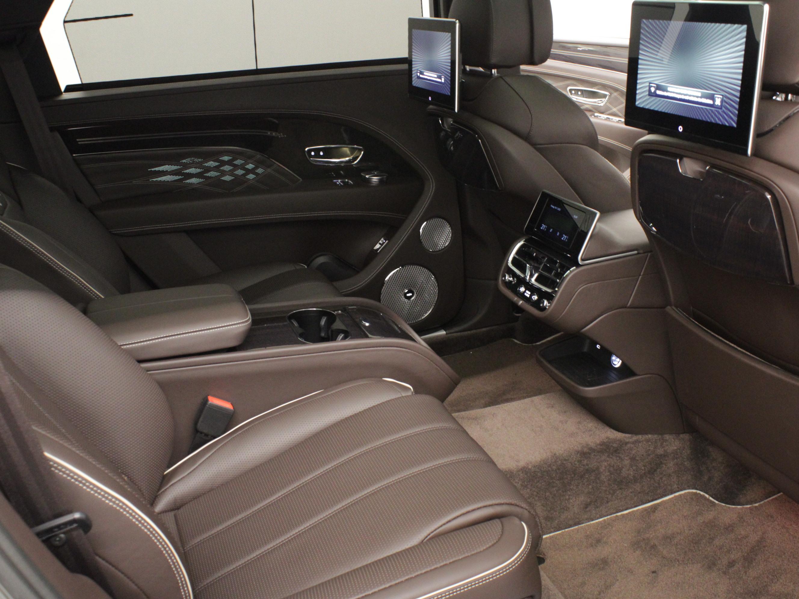 Bentley Bentayga 4.0 V8 Azure_21