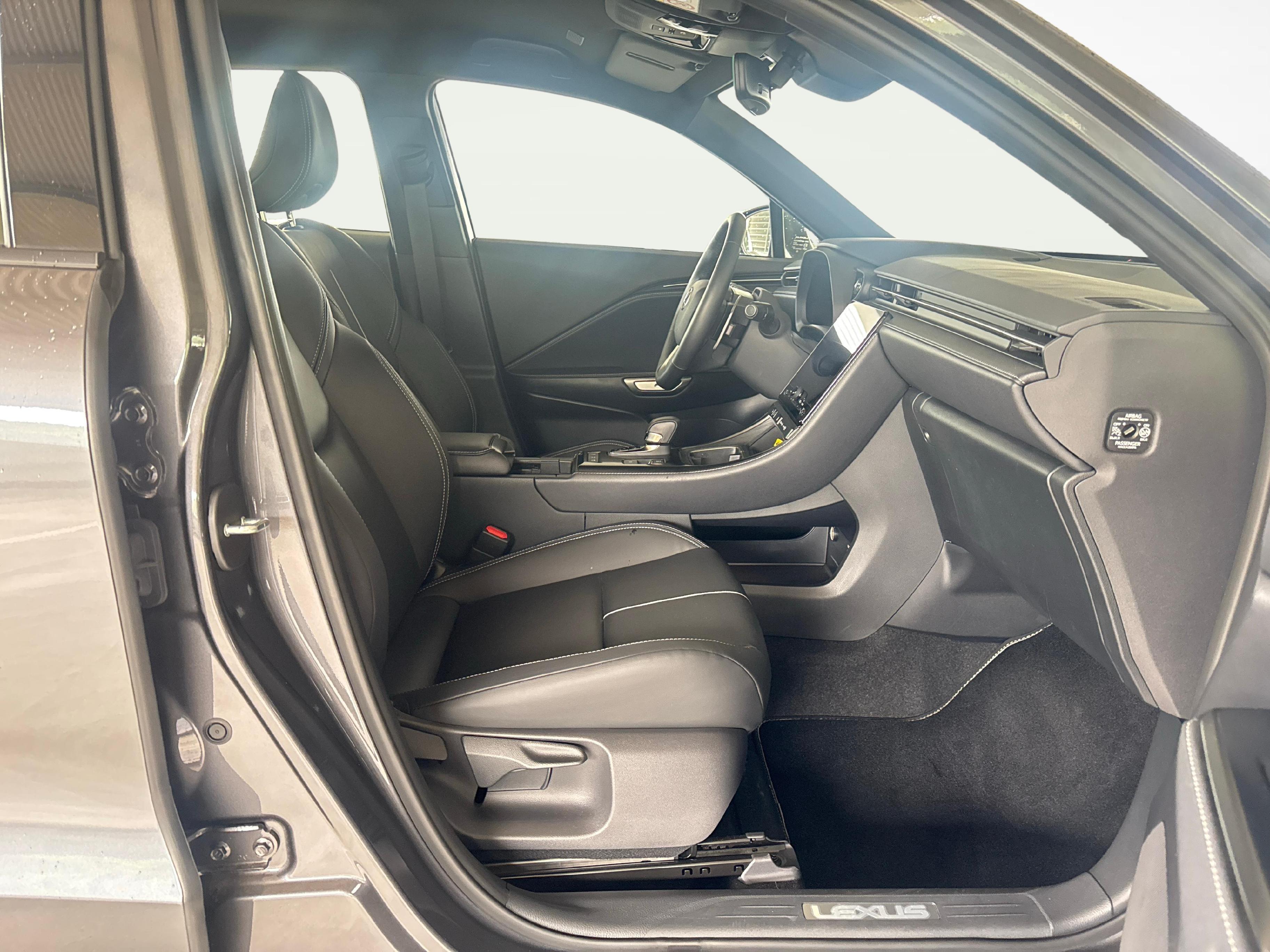 LEXUS LBX 1.5 Hybrid Relax AWD - Pneumatici invernali inclusi_10